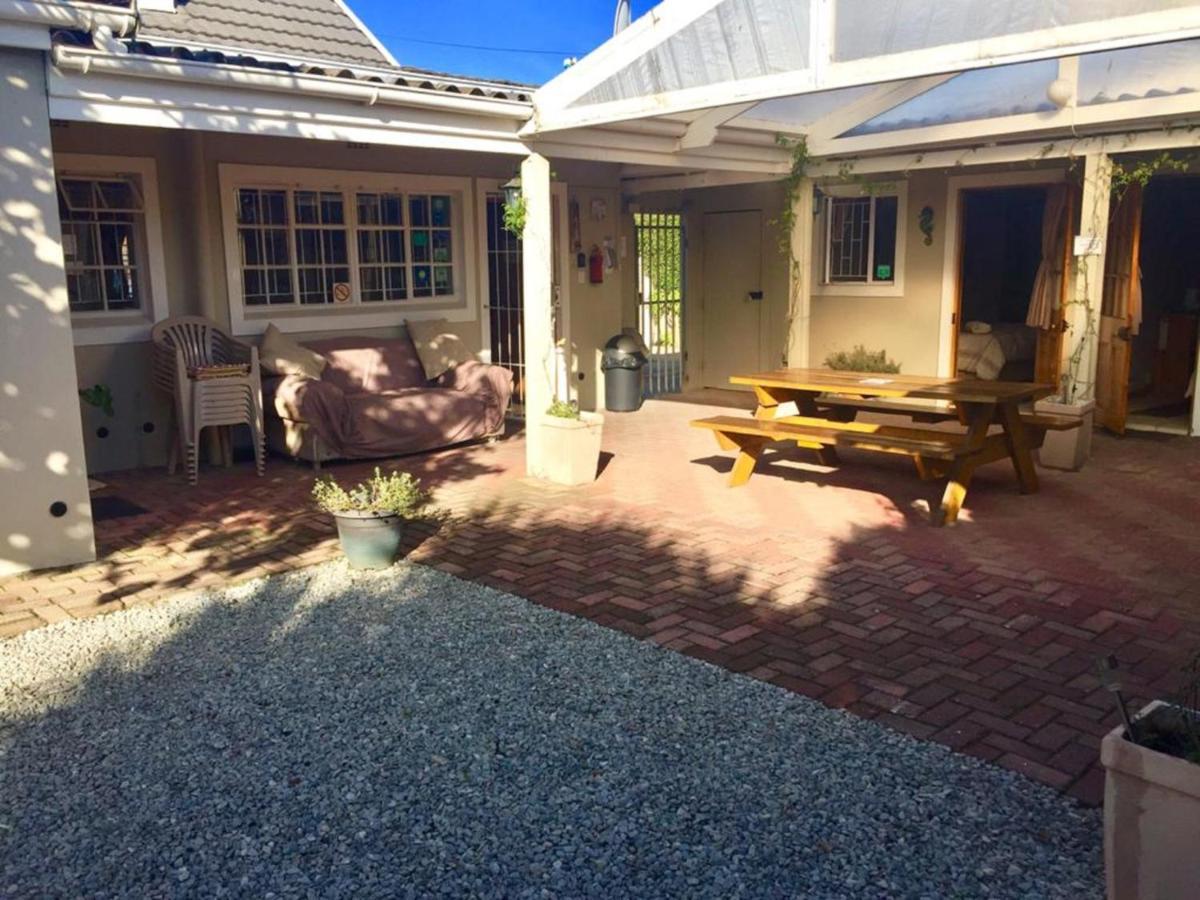 Jembjo'S Knysna Lodge & Backpackers 외부 사진