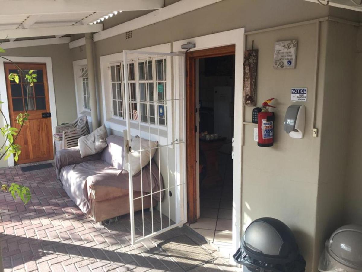 Jembjo'S Knysna Lodge & Backpackers 외부 사진