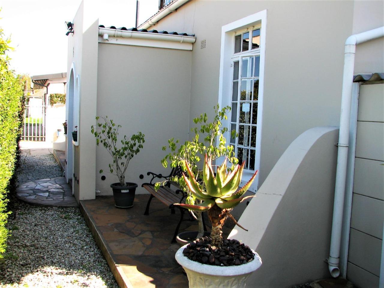 Jembjo'S Knysna Lodge & Backpackers 외부 사진