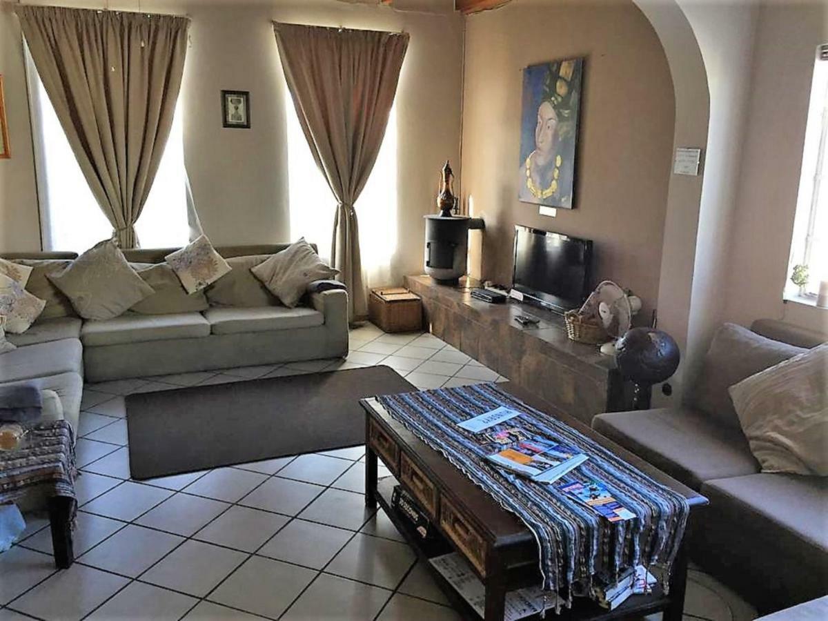 Jembjo'S Knysna Lodge & Backpackers 외부 사진