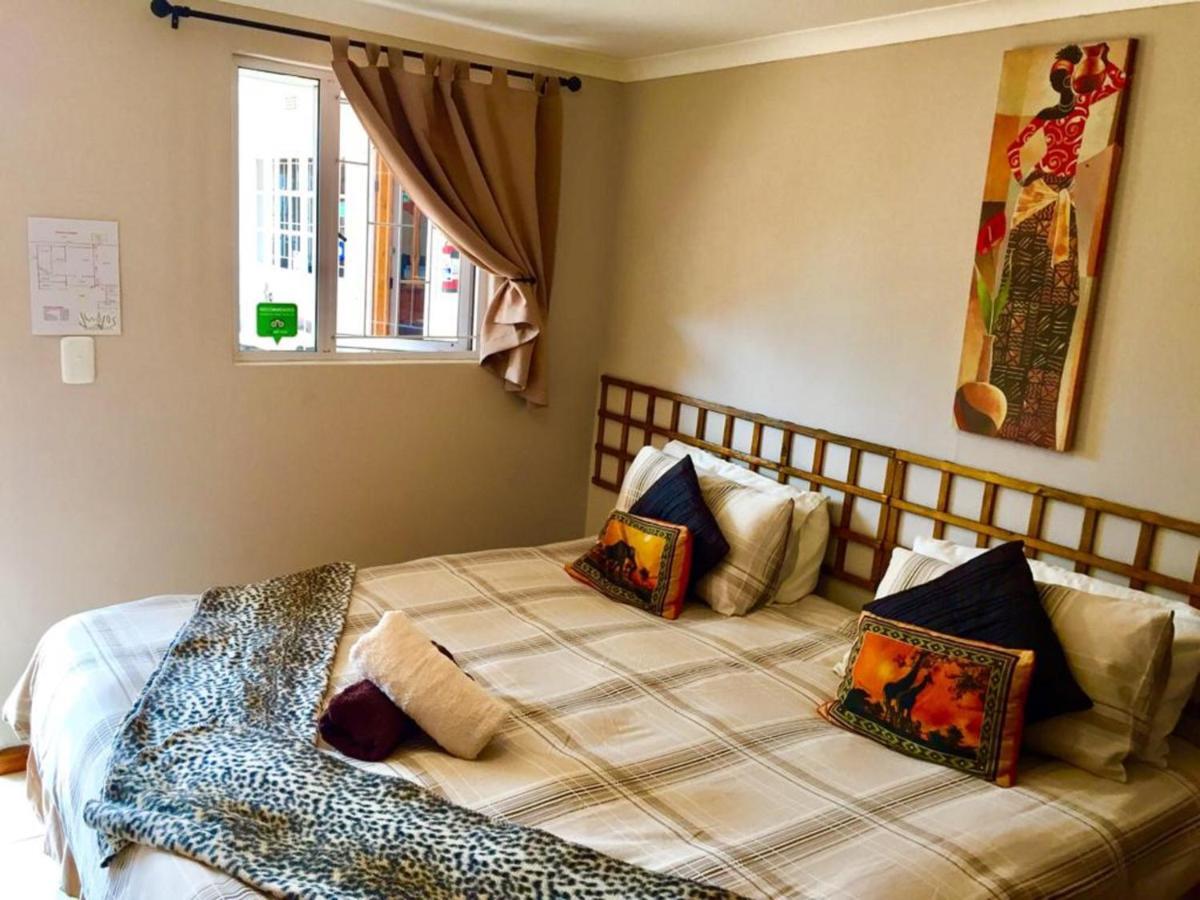 Jembjo'S Knysna Lodge & Backpackers 외부 사진